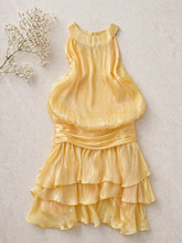 Elegantna satenasta obleka z volančki - butter yellow